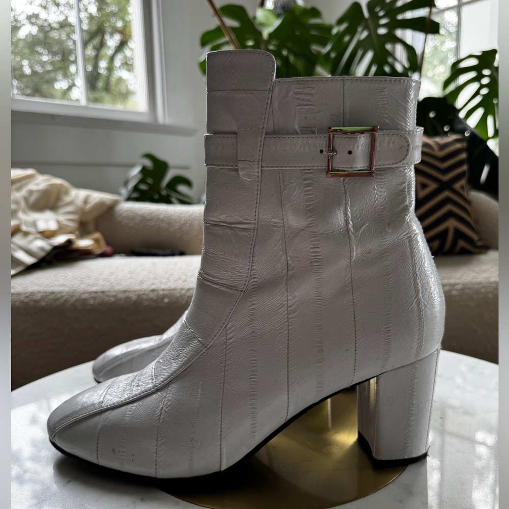 New bark NY white eel skin boots 41